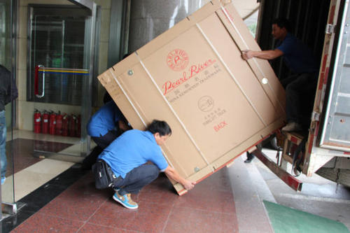 千阳钢琴贵重工艺品无忧运